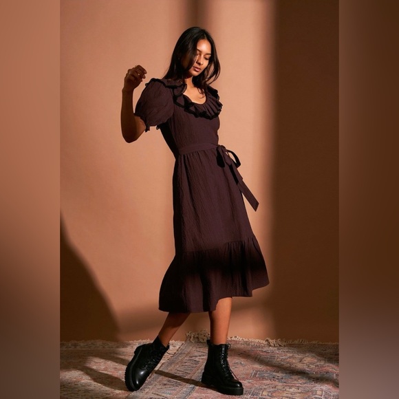 Ruffle Scoop Neck Short Puff Sleeve Chelsea and Violet Check Print Midi … - Picture 1 of 9